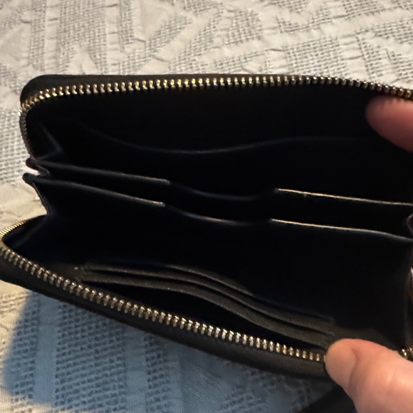 Michael Kors Black Wallet with Gold Accents - Picture 4 of 5